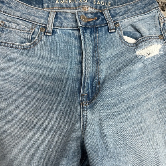 American Eagle Mom Jeans - Picture 5 of 7